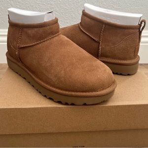 Ultra mini Chesnut UGG - Size 8